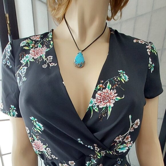 H&M Dresses & Skirts - H&M NWT Black Floral Faux Wrap Maxi Dress Size 4 Effortlessly Chic!
